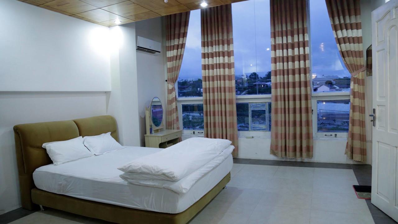 Akina House Hotell Dalat Exteriör bild