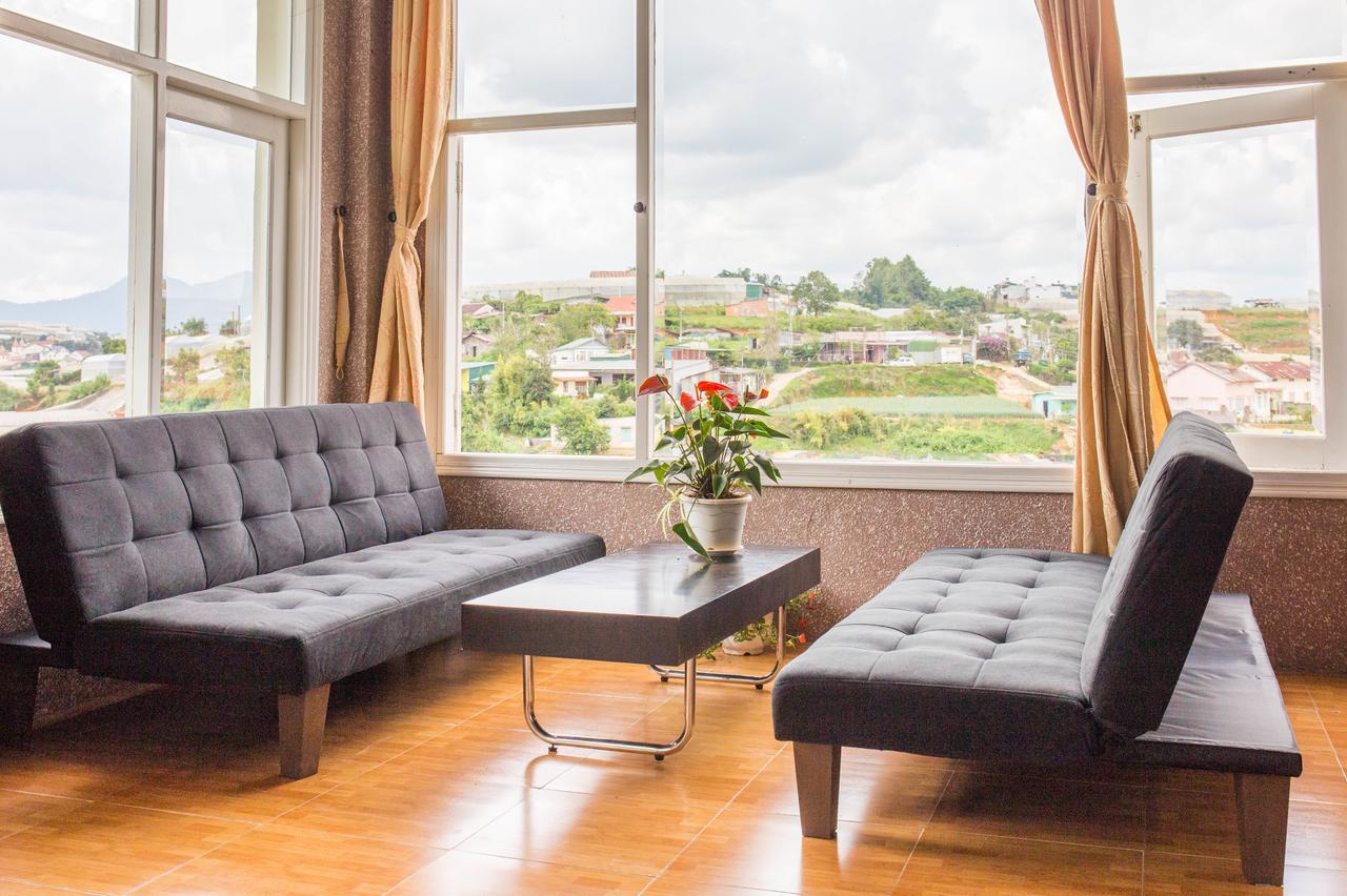 Akina House Hotell Dalat Exteriör bild