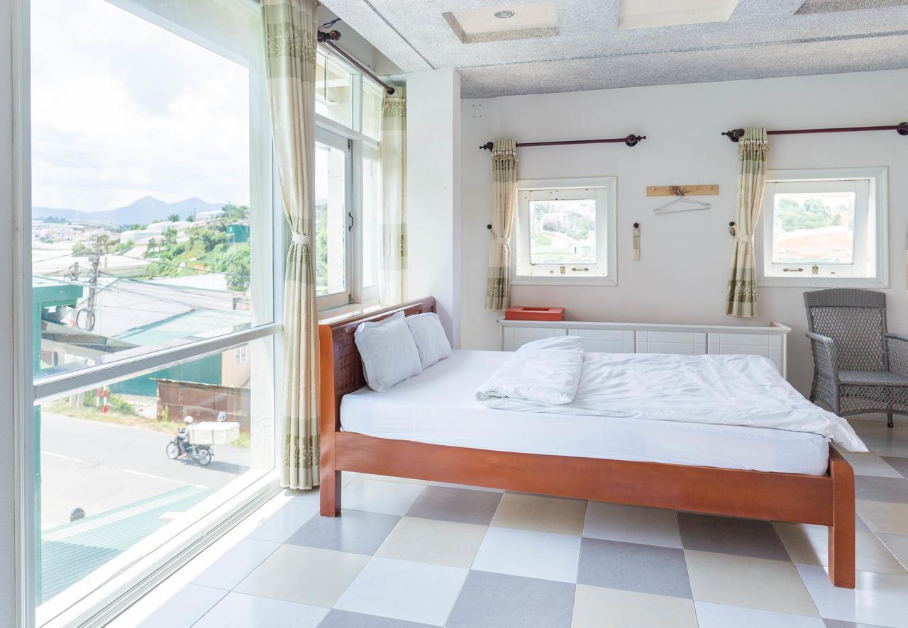 Akina House Hotell Dalat Exteriör bild